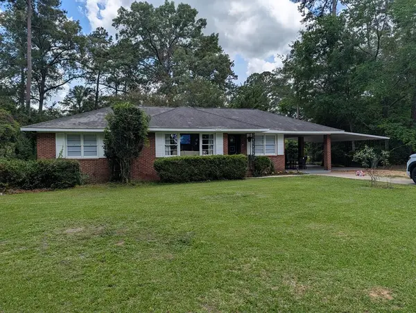 100 Holly Hill Drive, Thomasville, GA 31757