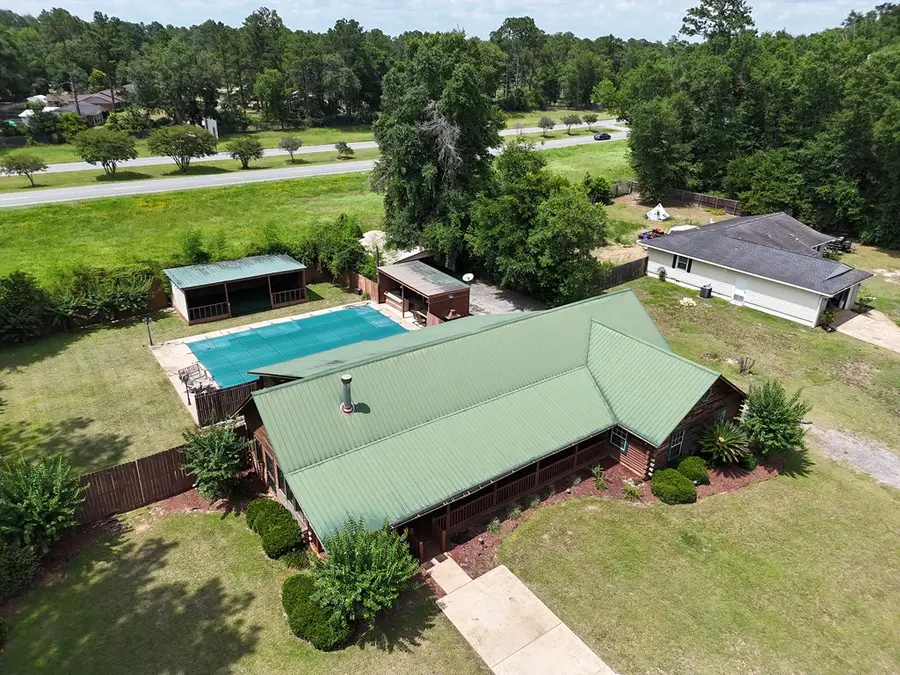1411 Russell Dr., Bainbridge, GA 39819 - #2