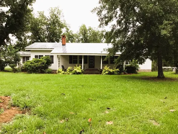 2195 Coffee Road, Barwick, GA 31626