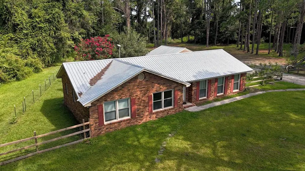 811 Lakeshore Rd, Pelham, GA 31779 - #1