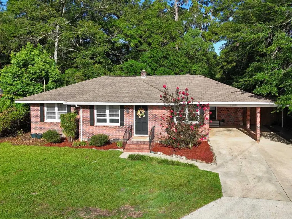 1605 E Pinetree Blvd, Thomasville, GA 31792 - #1