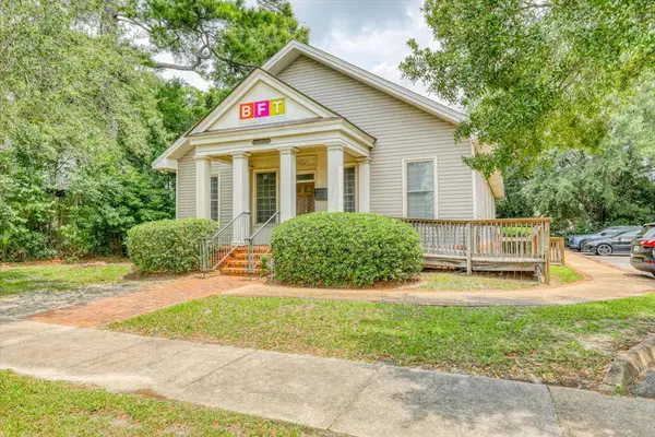 223 S Crawford St, Thomasville, GA 31792
