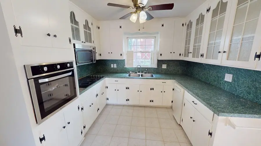 1275 SE Platt Ave., Cairo, GA 39828 - #3