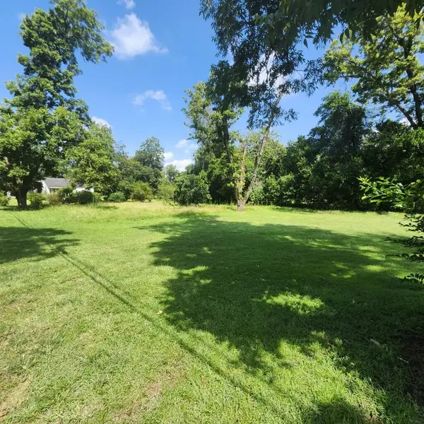 69 Newton, Camilla, GA 31730