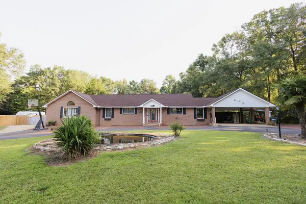 1709 Wimbledon Dr, Thomasville, GA 31792