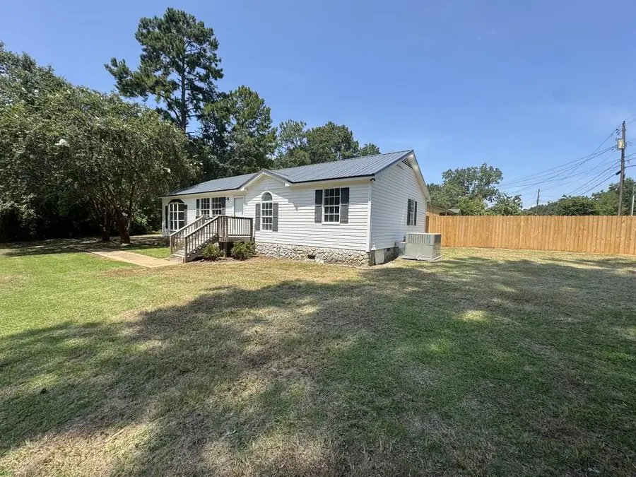 2951 Summerhill Rd, Thomasville, GA 31792 - #2
