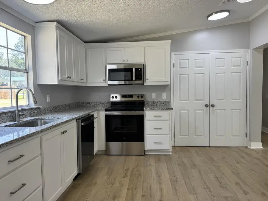 2951 Summerhill Rd, Thomasville, GA 31792 - #3