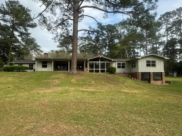 698 NW 12th Avenue, Cairo, GA 39828