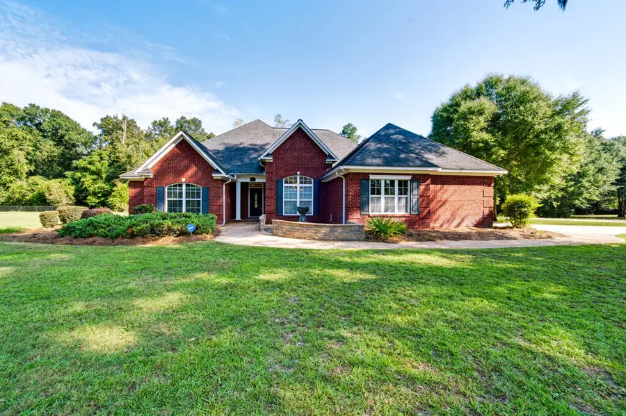 299 Country Club Rd, Bainbridge, GA 39819 - #2