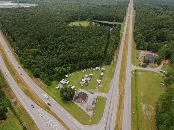 16701 N U.s. Hwy 19 #1, Thomasville, GA 31575