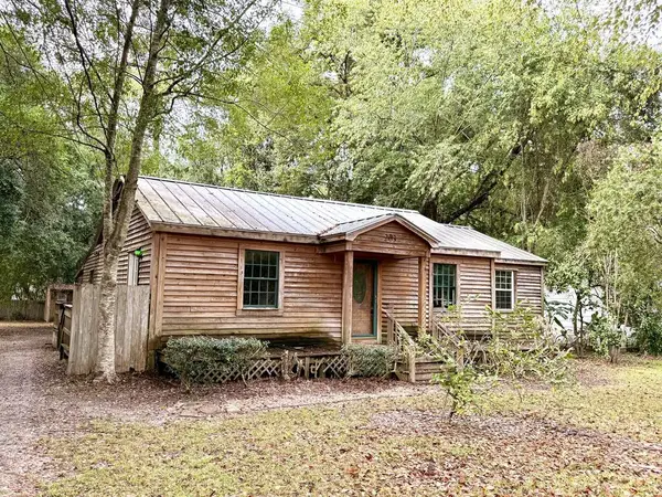 203 Tucwal St, Thomasville, GA 31792