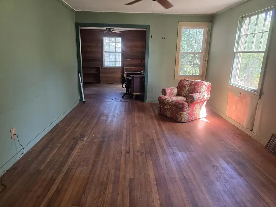 203 Tucwal St, Thomasville, GA 31792 - #3