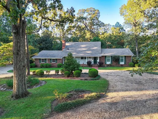 320 N Pinetree Blvd, Thomasville, GA 31792