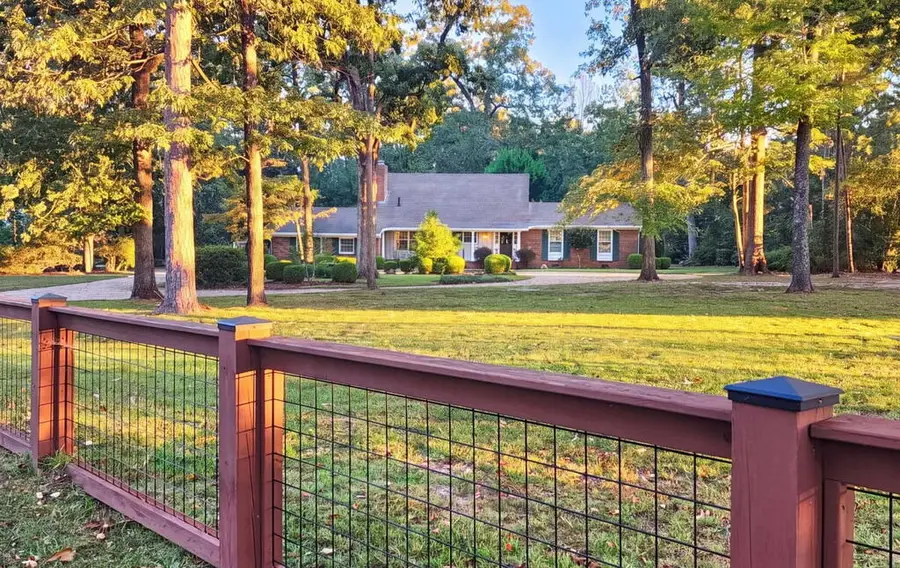 320 N Pinetree Blvd, Thomasville, GA 31792 - #2