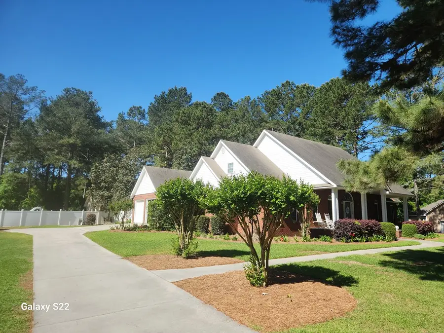 11 Edgewater Drive, Tifton, GA 31793 - Image #2