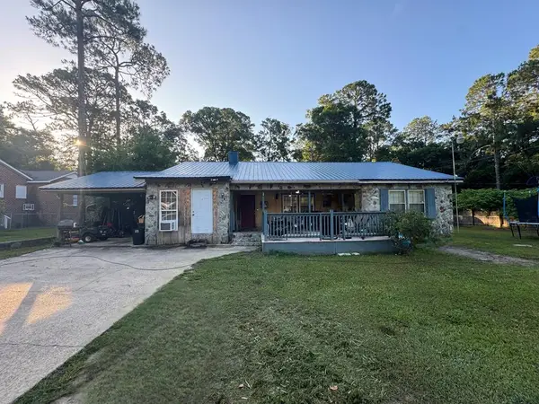 1003 Davis, Tifton, GA 31794