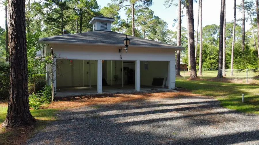 1617 N Wilson Avenue, Tifton, GA 31794 - #3
