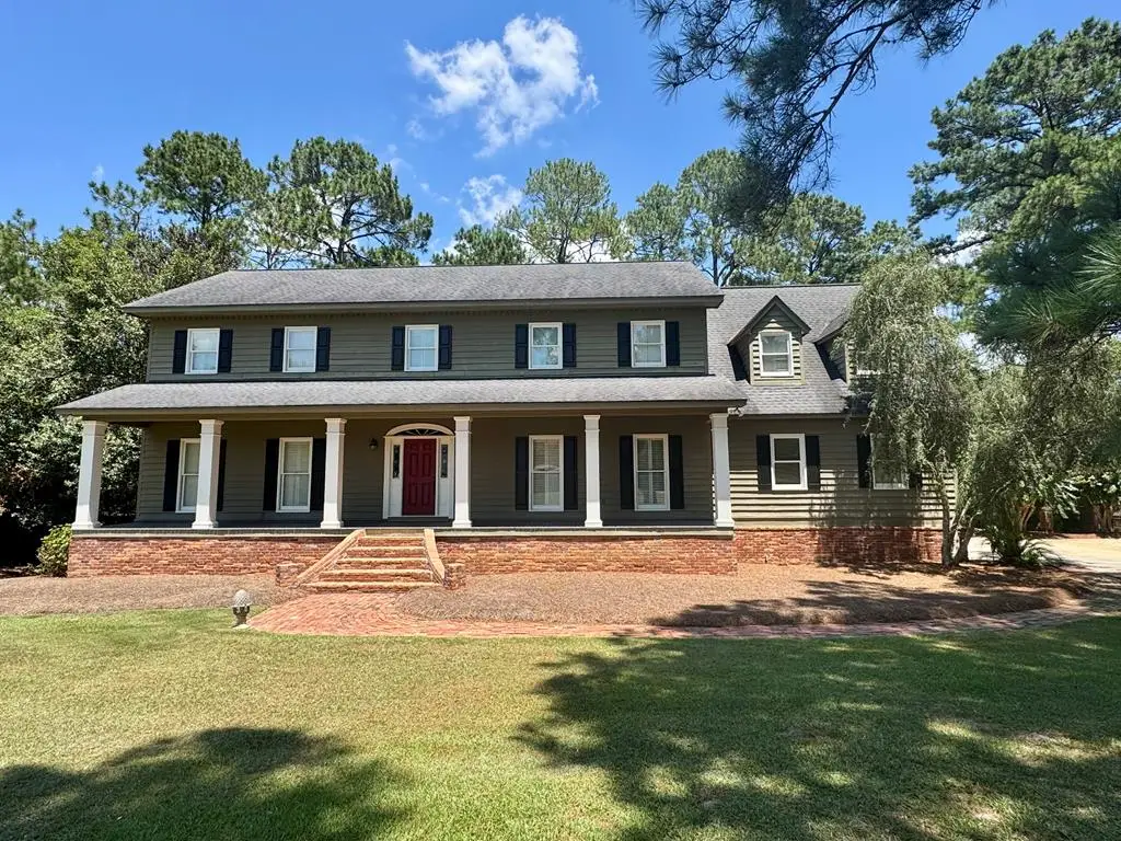 9 Country Club Pl, Tifton, GA 31793 - Image #1