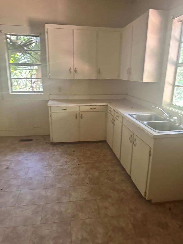 303 W Altamaha, Fitzgerald, GA 31750 - Image #2