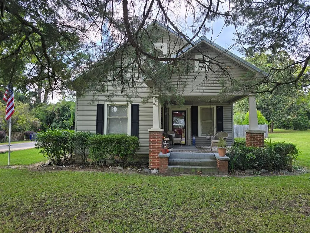 613 W Central Ave, Fitzgerald, GA 31750 - Image #1