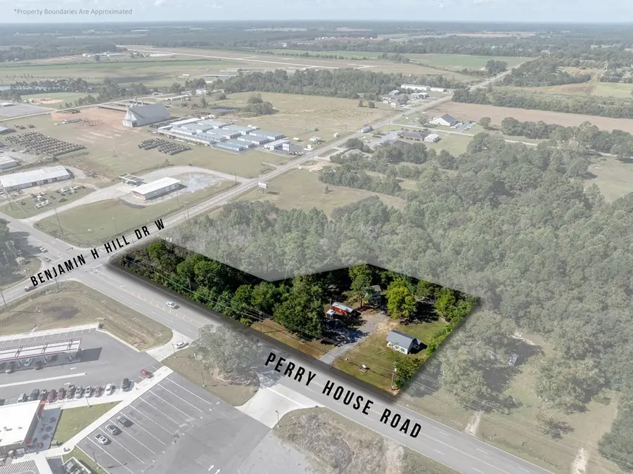 243 Perry House Rd, Fitzgerald, GA 31750 - Image #2