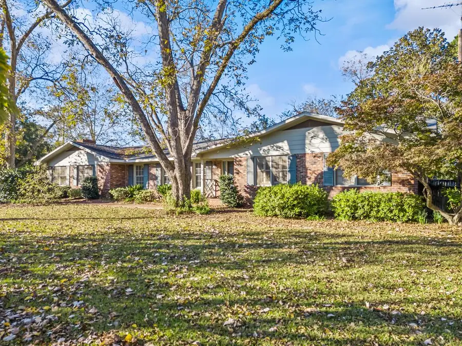 249 Lincoln Ave, Fitzgerald, GA 31750 - #2