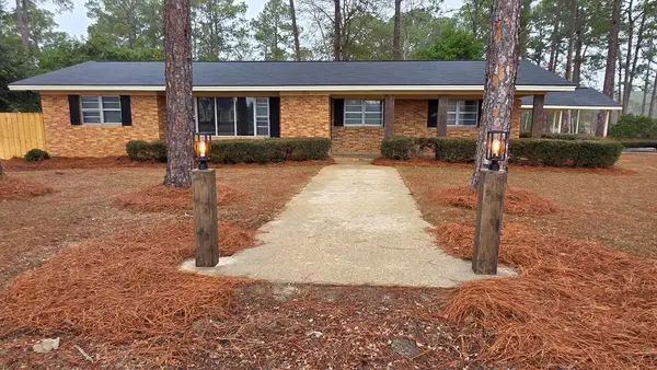 1159 W Roanoke Ext, Fitzgerald, GA 31750