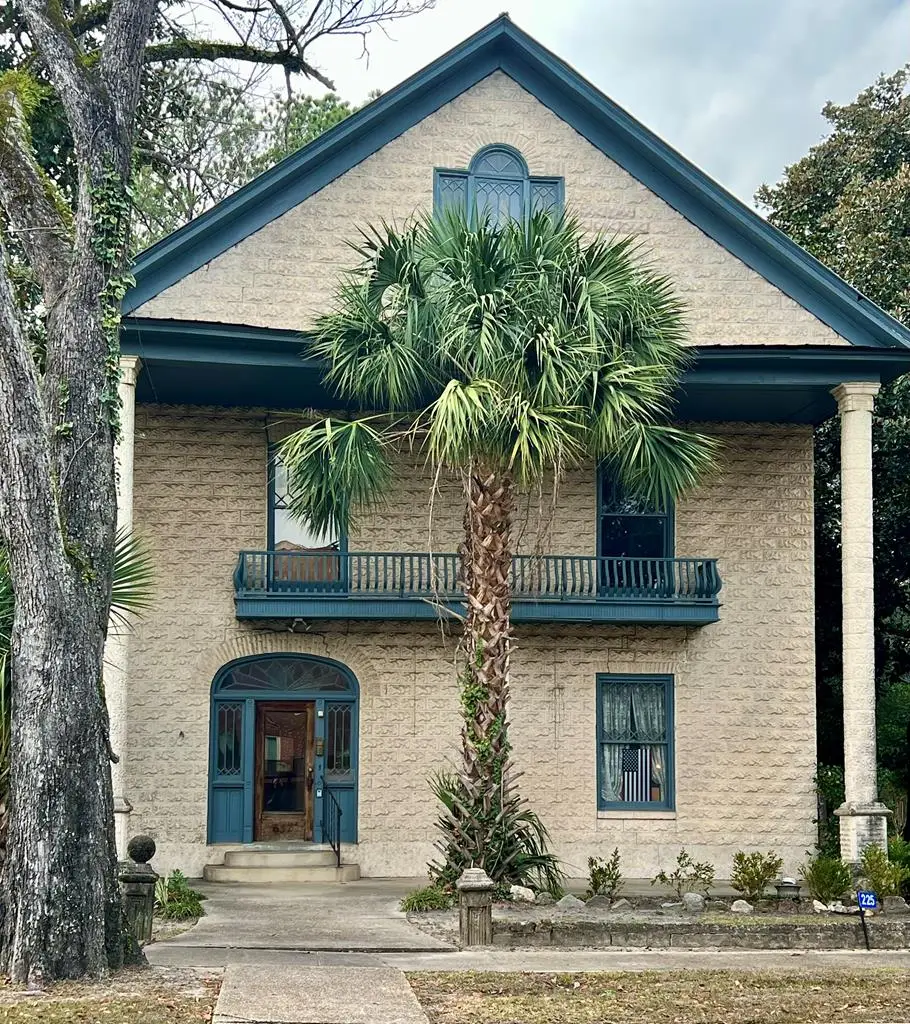 225 S Lee Street, Fitzgerald, GA 31750 - Image #1