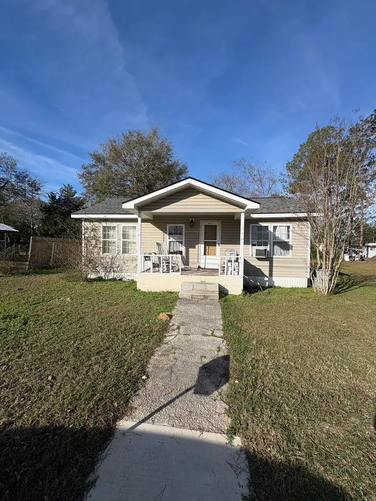 612 N Mathis Street, Nashville, GA 31639 - Image #1