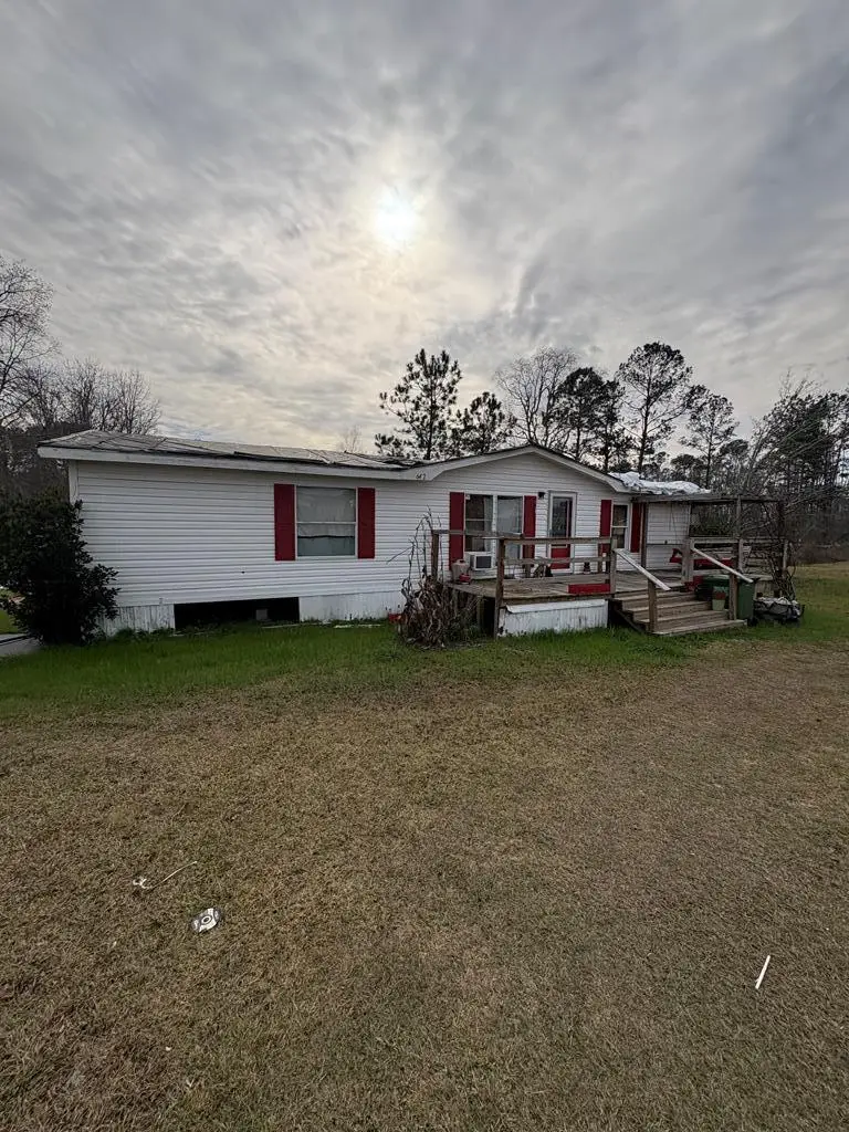 642 Johnson Street, Ray City, GA 31645 - Image #1