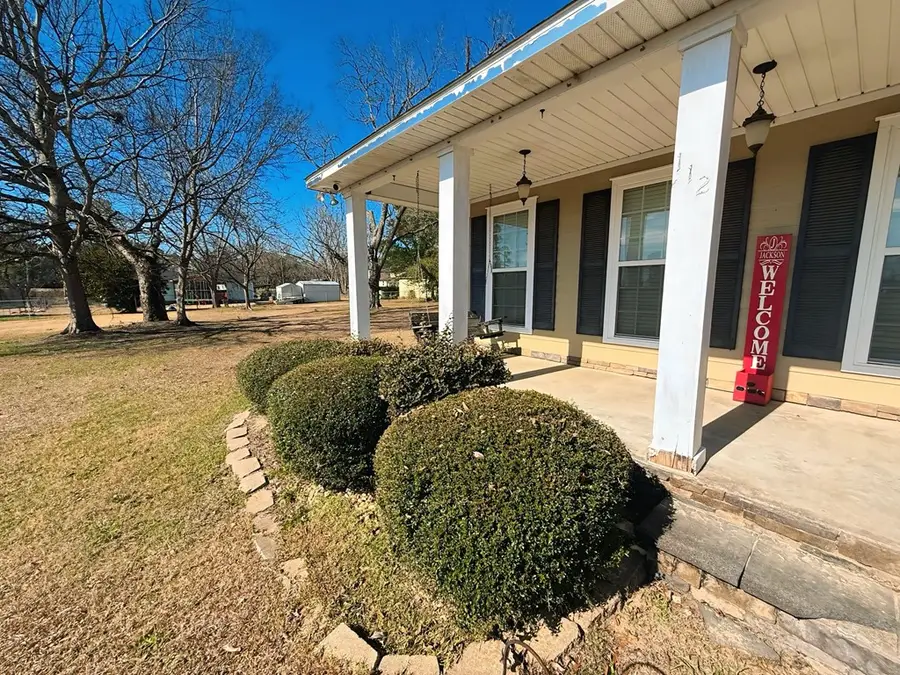 112 Manor Drive, Fitzgerald, GA 31750 - Image #3