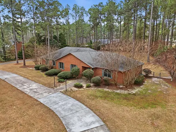 114 Bent Tree Drive, Sylvester, GA 31791