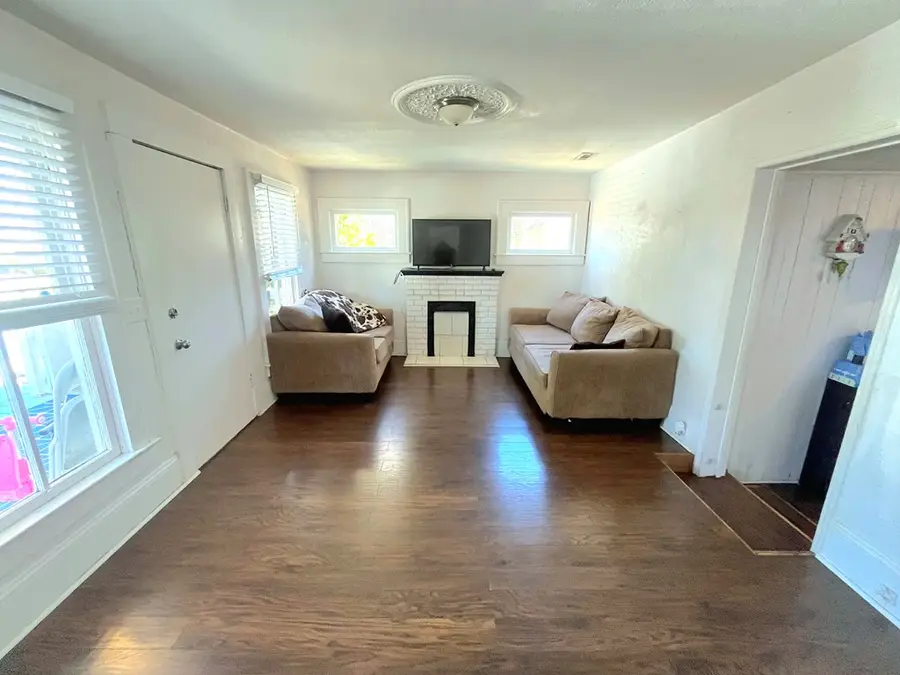 110 W Orange Street, Fitzgerald, GA 31750 - #2