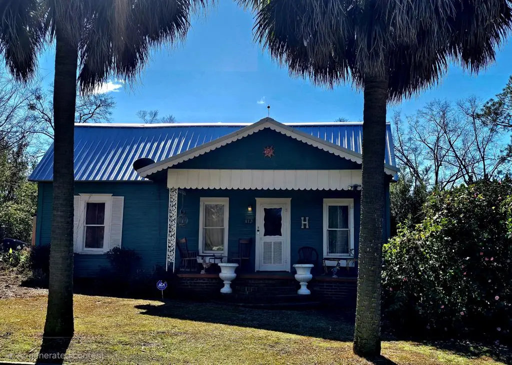 612 W Magnolia St, Fitzgerald, GA 31750 - #1