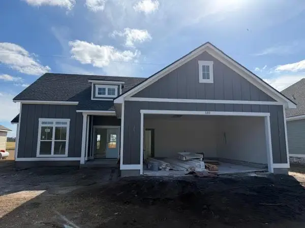 110 Baell Trace Ct, Moultrie, GA 31788