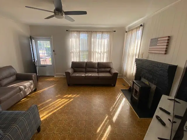 215 W 13th St, Tifton, GA 31794 - #3