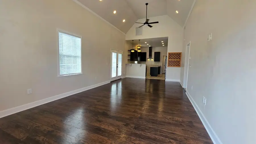 609 W Pine Street, Fitzgerald, GA 31750 - #3