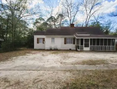 106 N Main St Ext, Fitzgerald, GA 31750 - #1