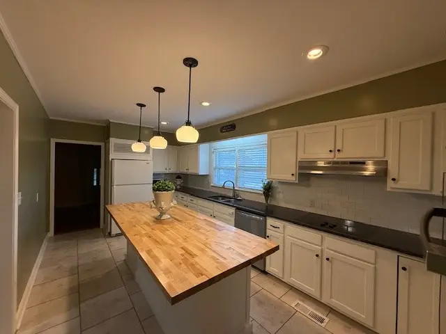 1221 N Ridge, Tifton, GA 31794 - #3