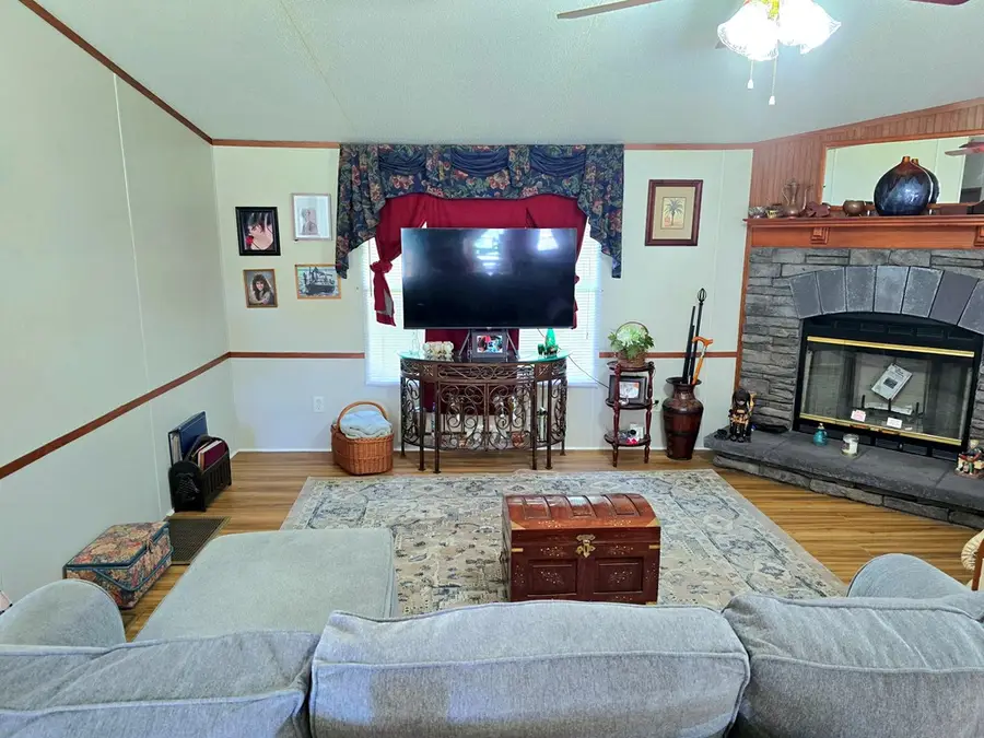 186 Justice Avenue, Fitzgerald, GA 31750 - #2