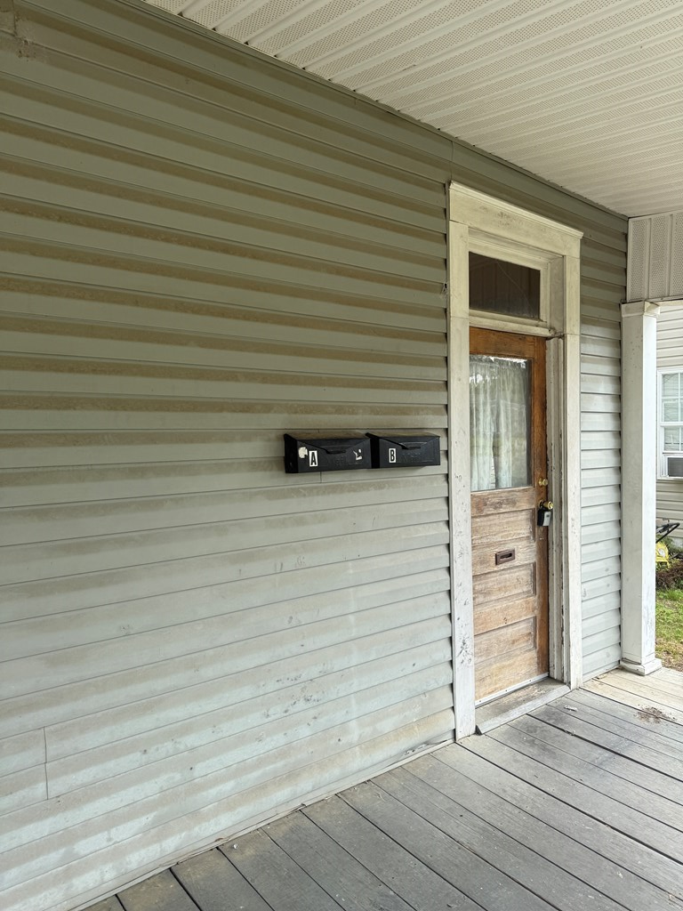 605 W Central Ave, Fitzgerald, GA 31750 - #2