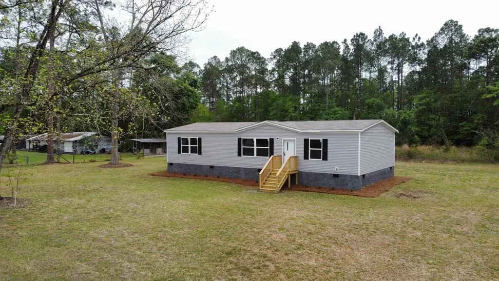 4561 Buffalo Creek Dr, Nahunta, GA 31553 - #1