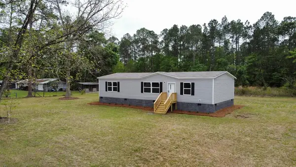 4561 Buffalo Creek Dr, Nahunta, GA 31553