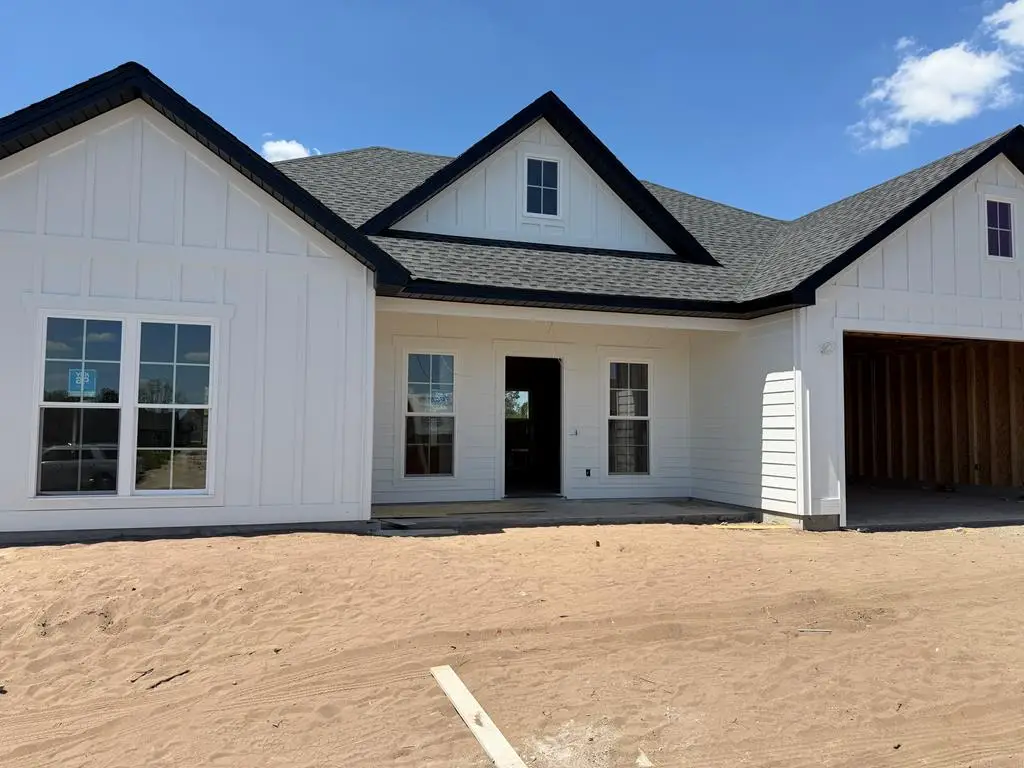 28 Edgewater Ct, Tifton, GA 31793 - #1