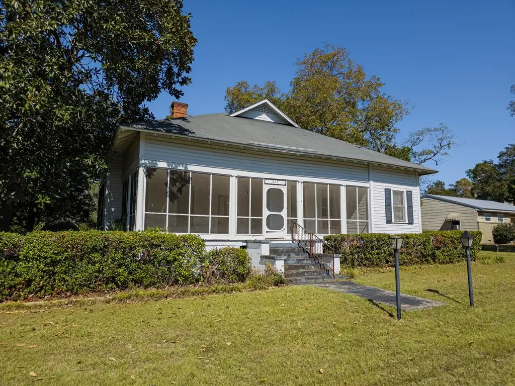 203 E Pinson St, Sylvester, GA 31791 - #1