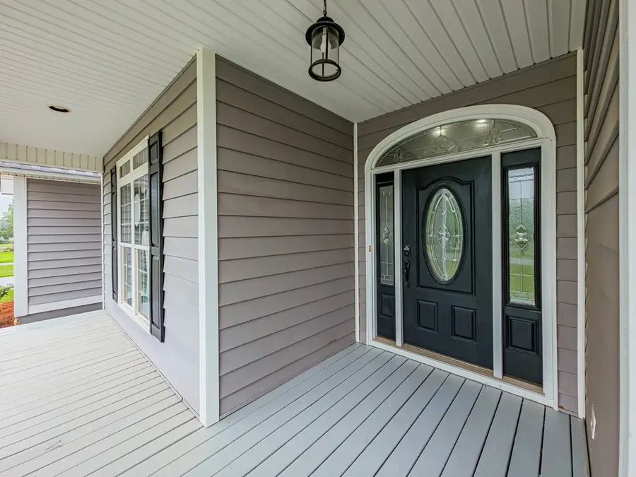 33 Surrey Cir, Tifton, GA 31793 - #2