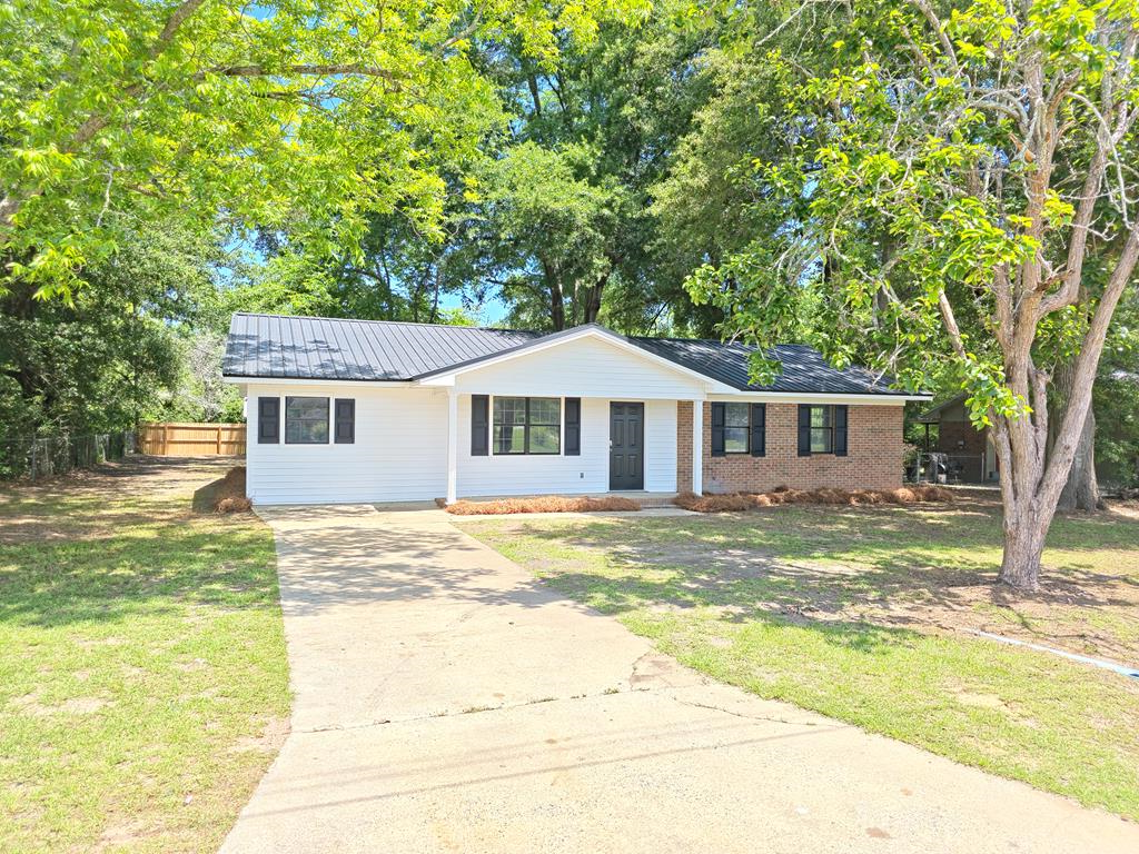 163 Washington Ave, Fitzgerald, GA 31750 - #1