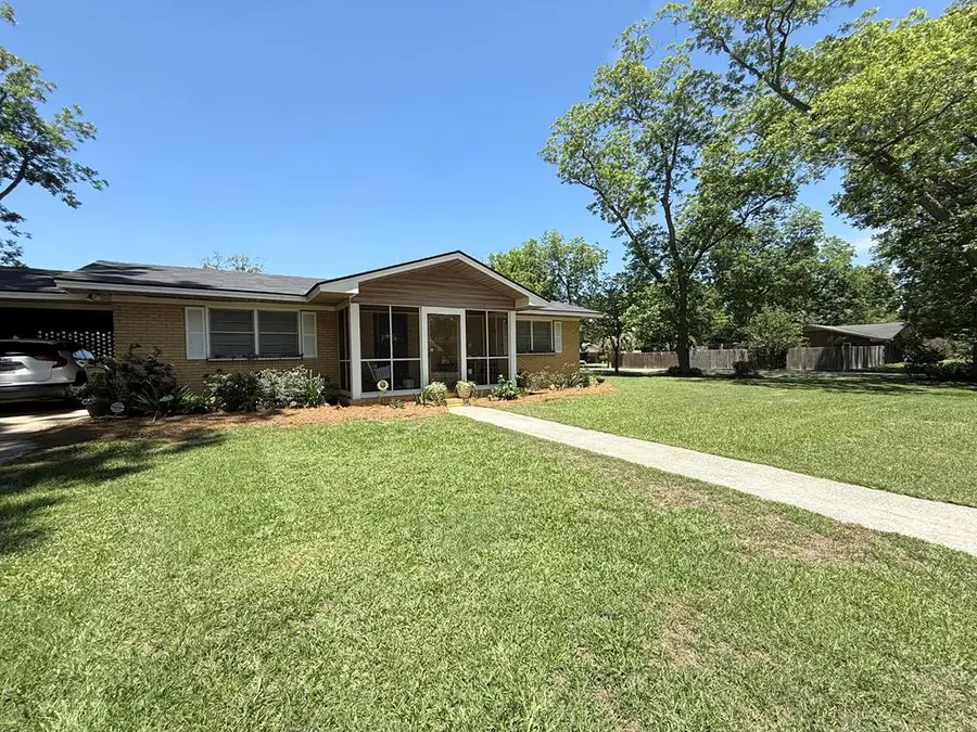 119 Grace Ave, Fitzgerald, GA 31750 - #2