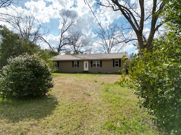 395 Harris Street, Enigma, GA 31749