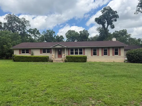 130 Wenona Way, Fitzgerald, GA 31750